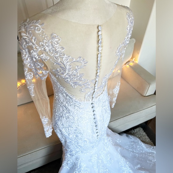 LOVER KISS lace mermaid Wedding dress with fitted inside corset GORGEOUS!!! NEW! - Picture 7 of 16